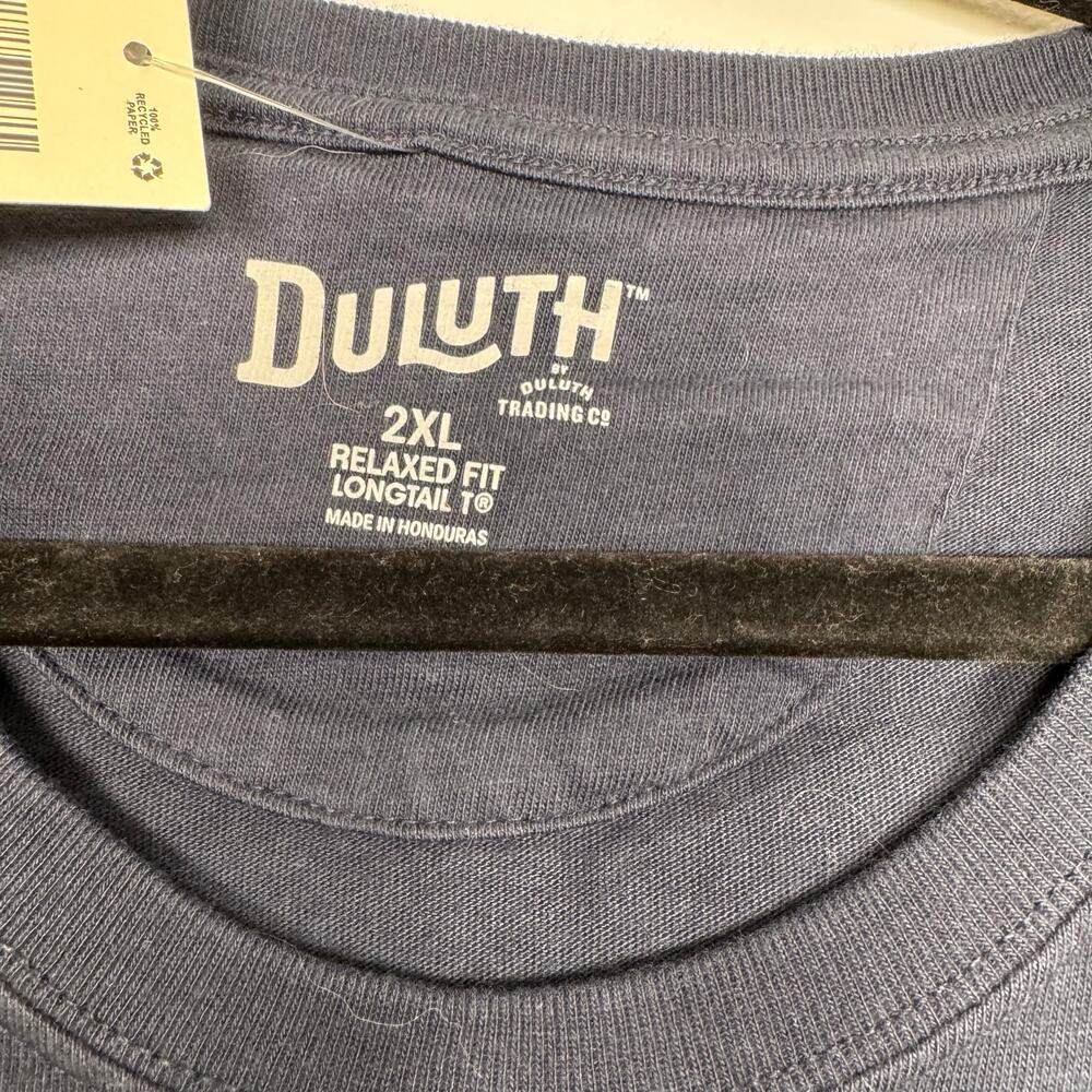 Duluth Tee - Navy Blue - Relaxed Fit Longtail T - Picture 4 of 5